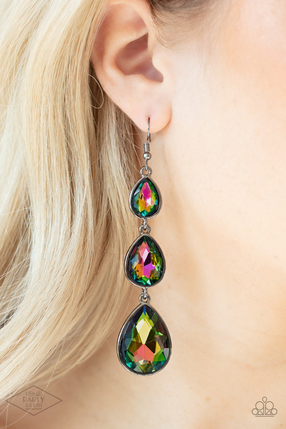 Paparazzi Accessories - Metro Momentum E31 - Multi Earrings